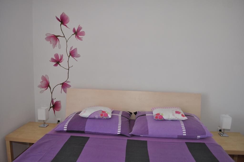Family Apartment B&B Biograd Na Moru Exterior foto